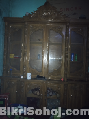 চিটাগাং এর সেগুন কাঠের ২পার্টের শোকেস